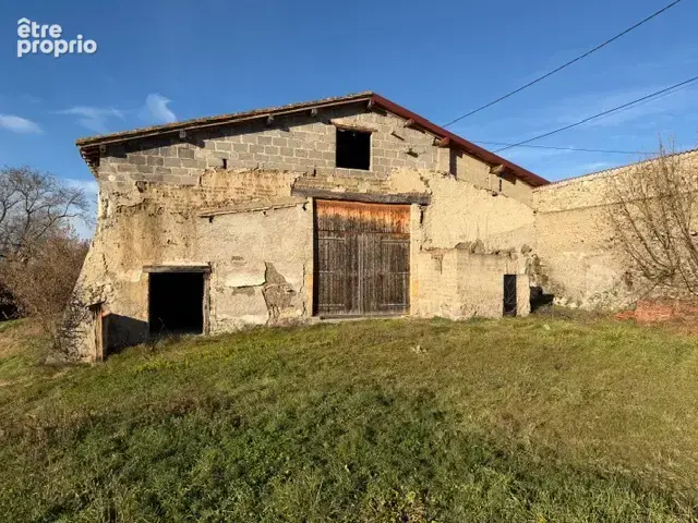 Maison à la campagne avec dépendances et grand terrain attenant - photo 4