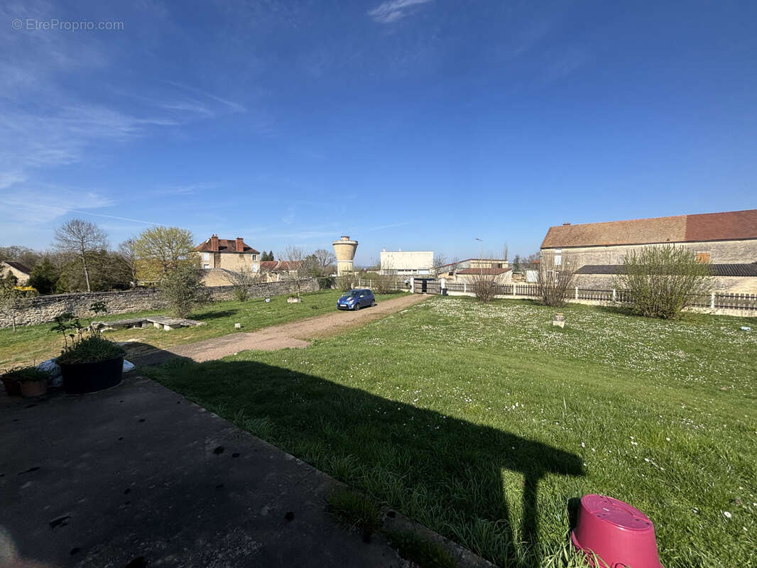 Maison à CHATILLON-SUR-SEINE