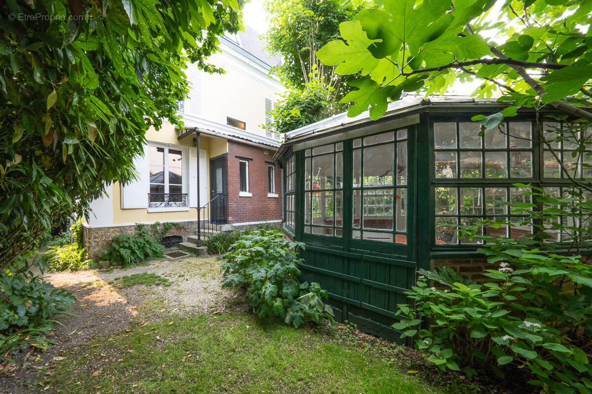 Maison à LAGNY-SUR-MARNE