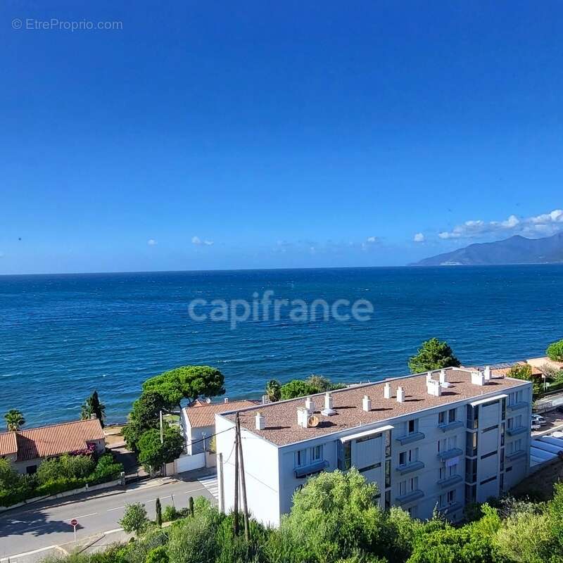 Vue mer panoramique sur le golfe de Saint-Florent – Appartement T3 avec loggia, cave et parking - photo 2