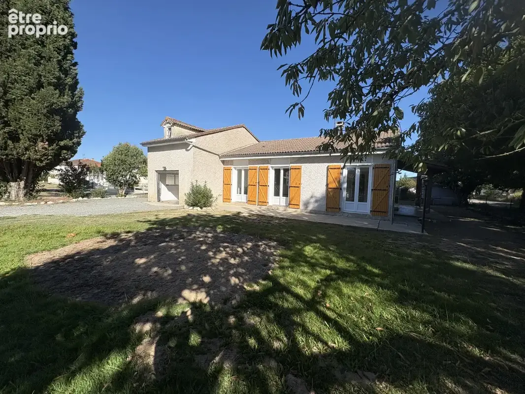 Photo Maison à Sainte-Livrade-Sur-Lot au prix de 129 990€