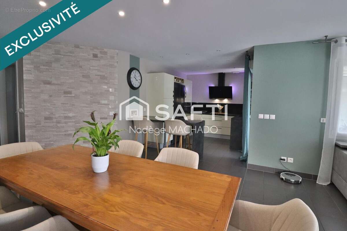 Maison 155 m² à Avril  - photo 4