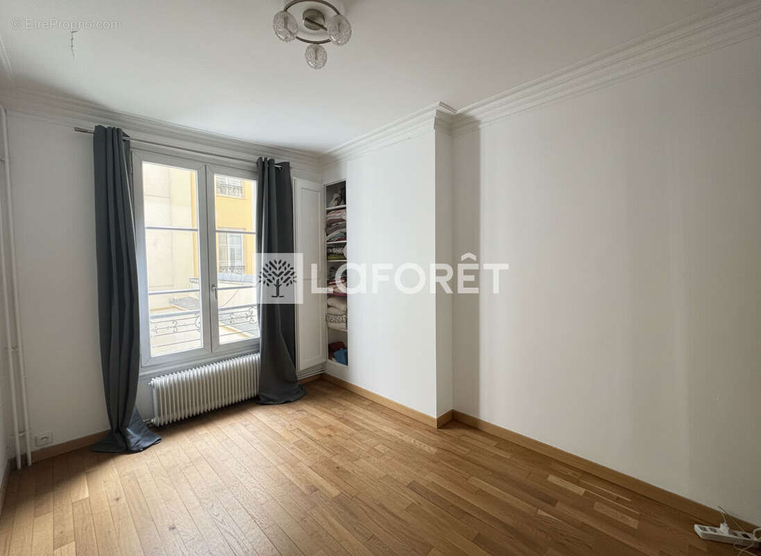 Appartement à PARIS-12E