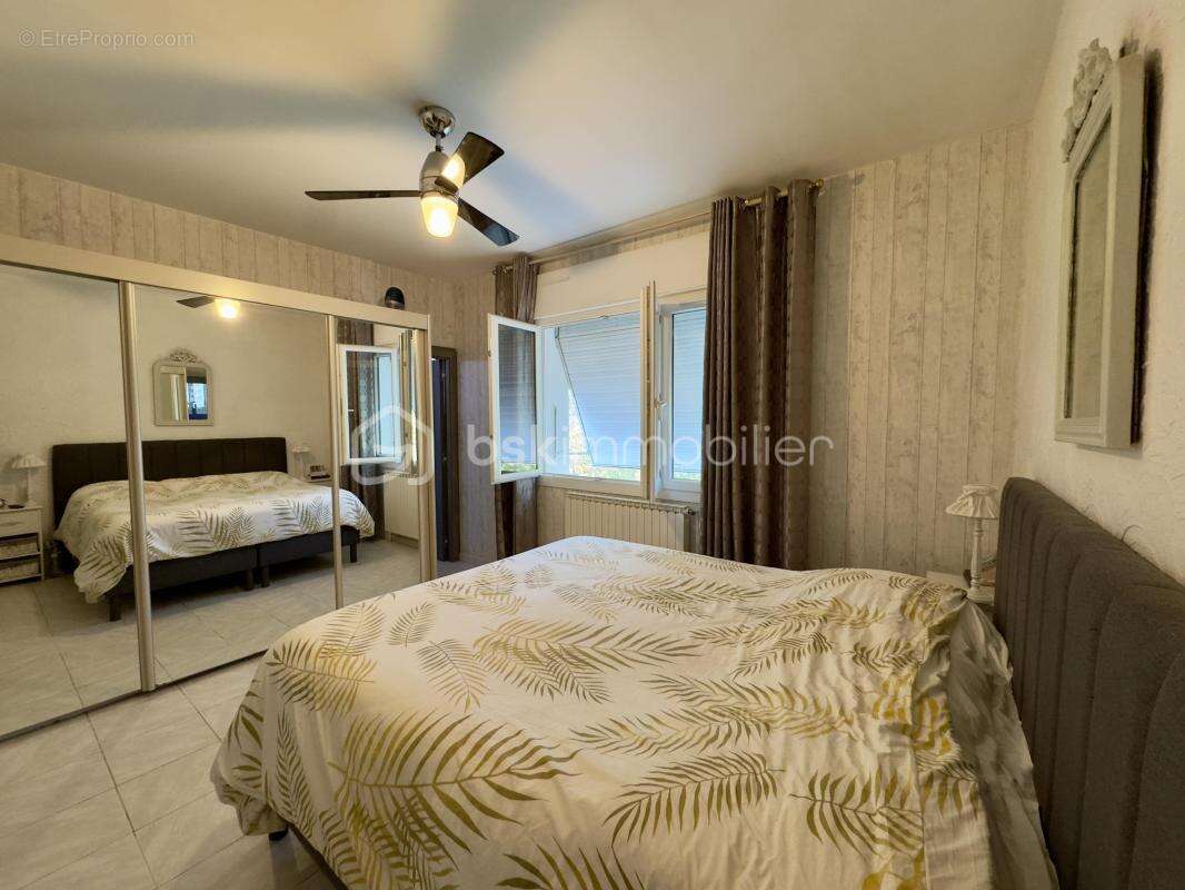 Villa 200 m² – Piscine à débordement – Terrain 2 500 m² – Aucun vis-à-vis - photo 12