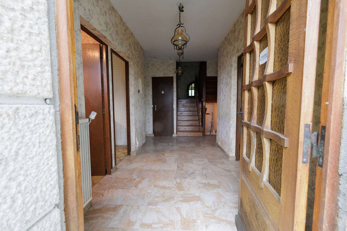 Maison à SAINT-PREST