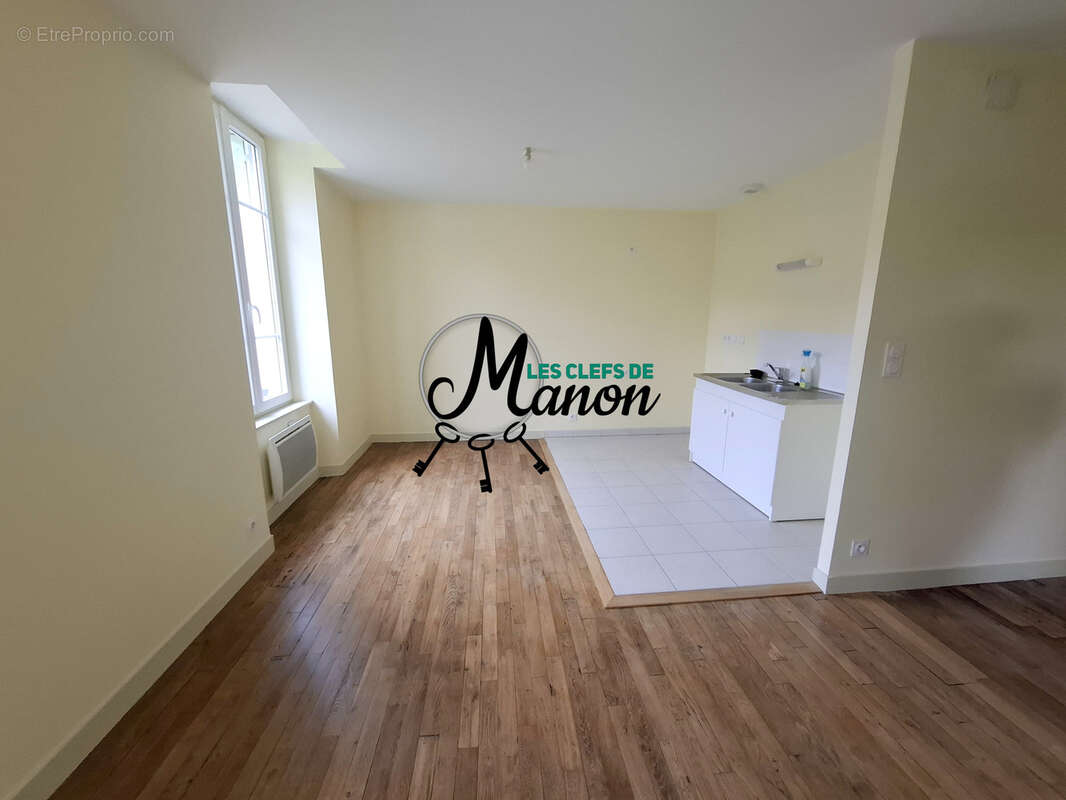 Appartement à SAINT-SULPICE-LAURIERE
