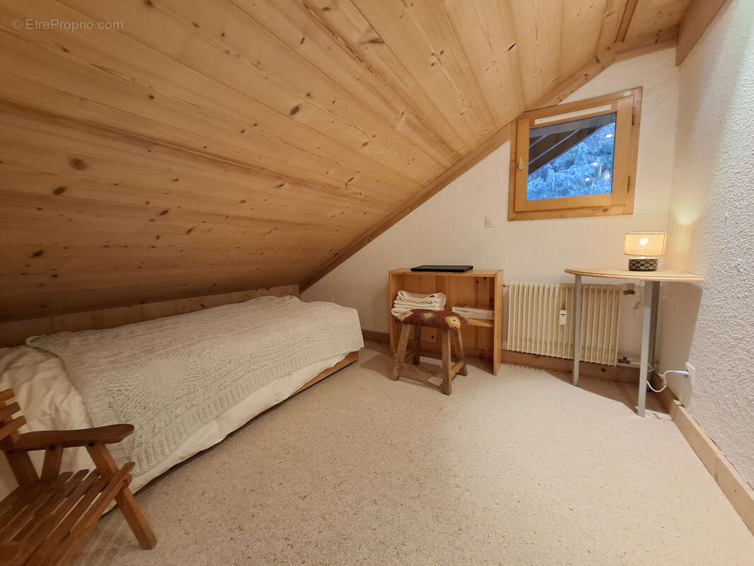 Appartement à LES ALLUES