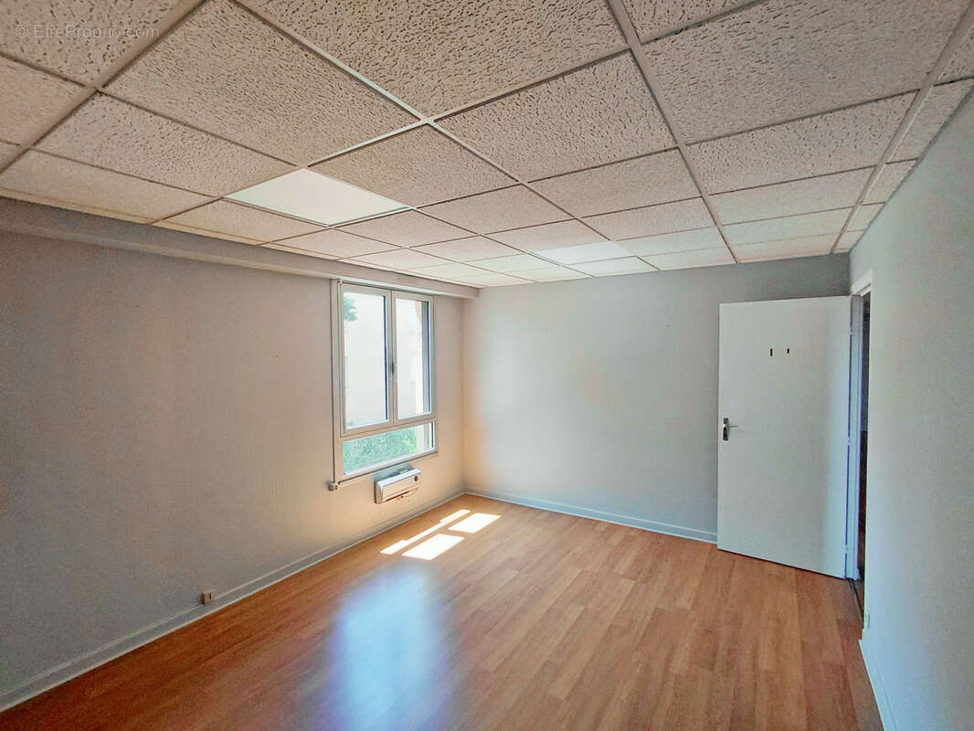 Aubenas centre - appartement 90m2 - photo 6