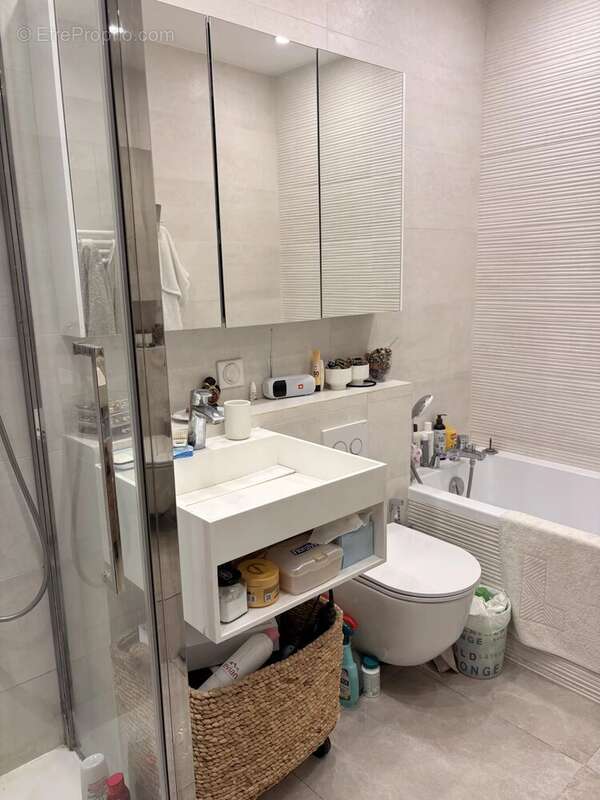 Appartement à LE CANNET