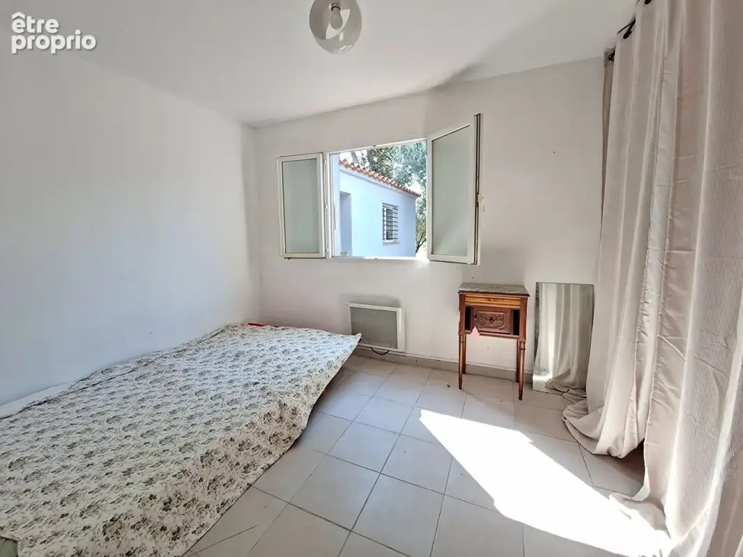 Perpigna Sud Est Maison de Type 4  de145m2 sur 6800m2 de terrain - photo 12
