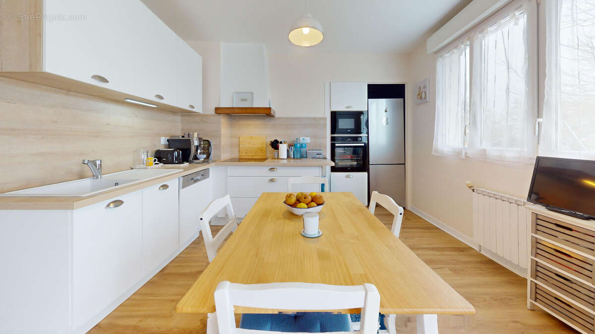 Maison à SAINT-SENIER-SOUS-AVRANCHES