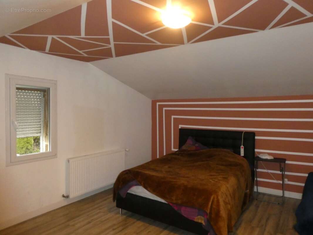 DEYVILLERS (88) à vendre charmante fermette T5 de 114m²  louée avec 150m² de  terrain - idéal investisseur - photo 5