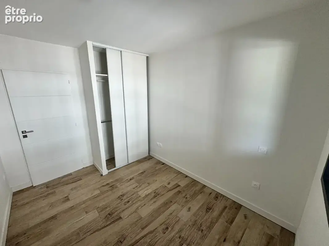 Appartement T4 - 3 chambres - Terrasse - Parking  - Cave - Proche mer - La Rochelle - photo 11