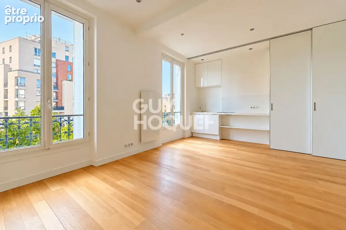 Appartement à PARIS-12E
