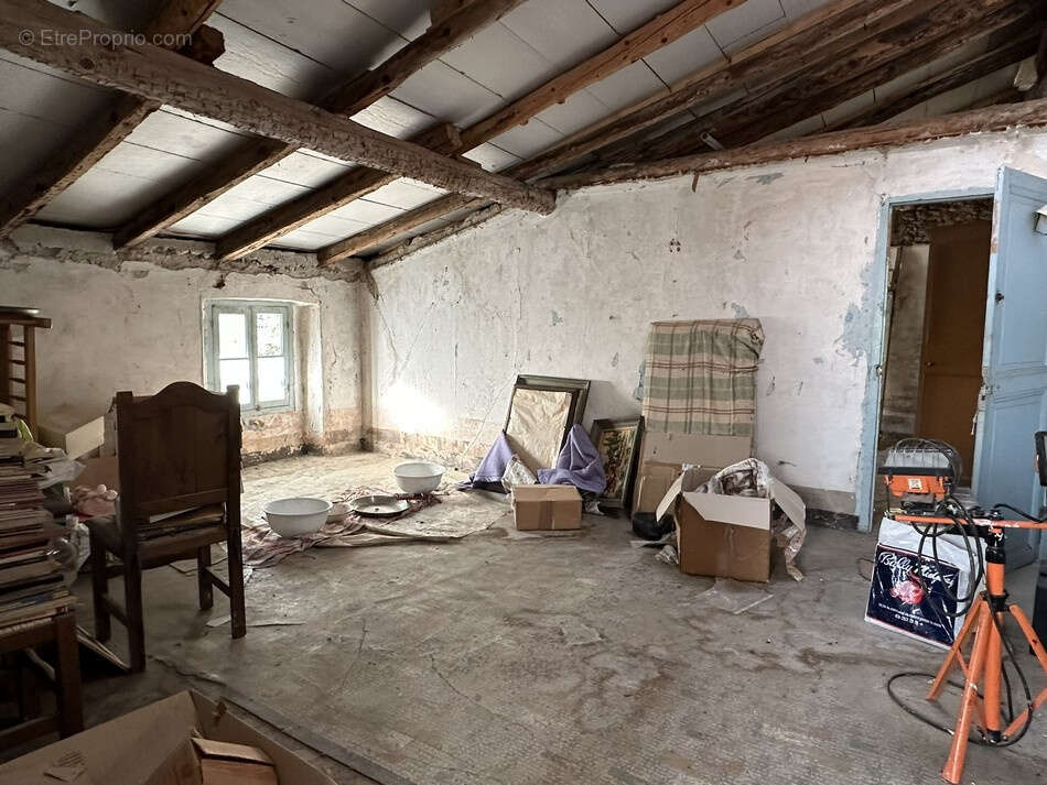 Maison à ROQUEBILLIERE