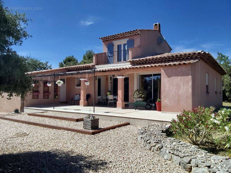 Maison à REGUSSE
