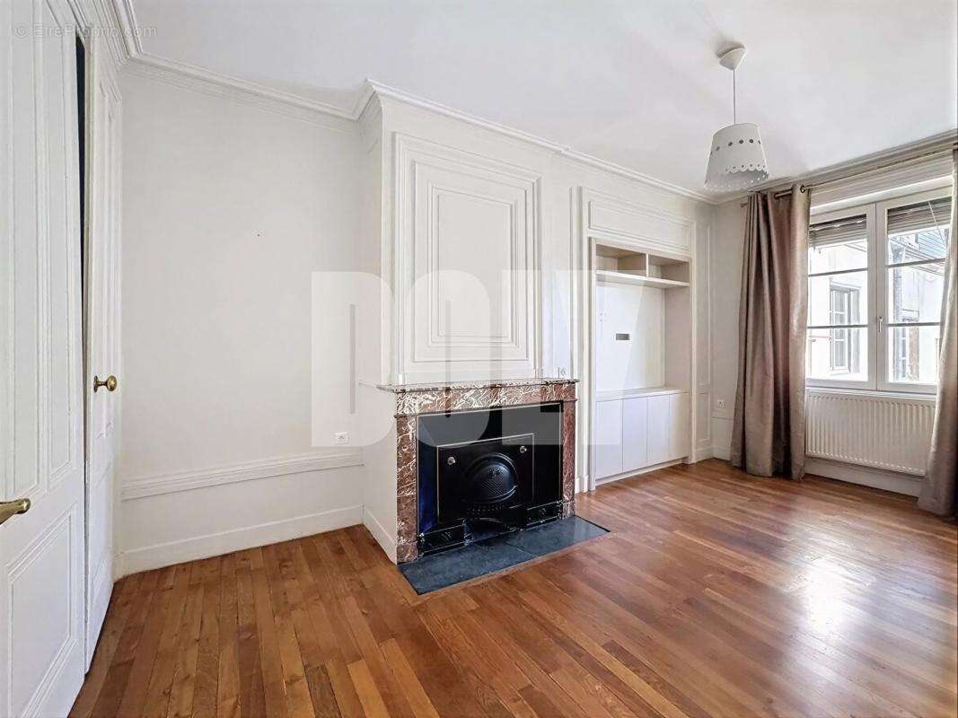 Appartement à SAINT-MANDE