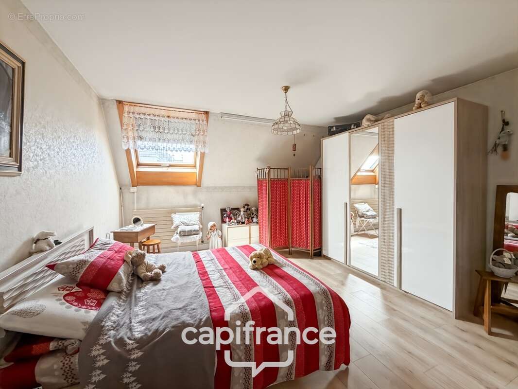 Duplex coup de coeur- l'espace d'une maison en appartement-2 caves et parking en sous sol - photo 7