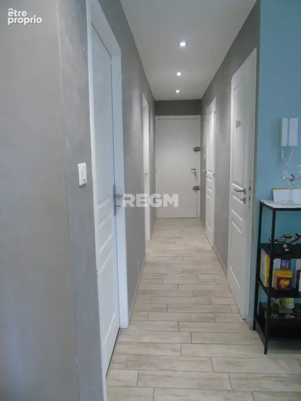 Grand appartement avec trois chambre et deux balcons à acheter. - photo 10