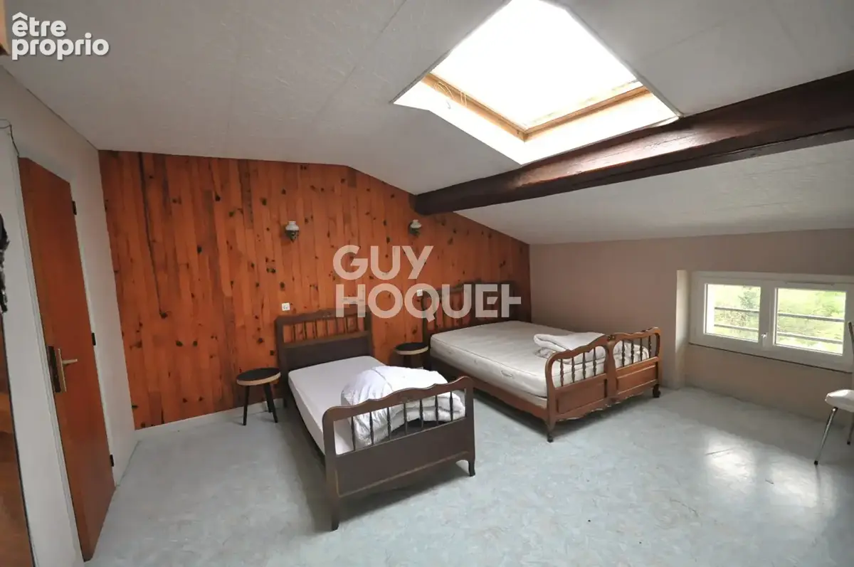 Maison à Sainte Catherine de 200 m2 sur une parcelle de 511 m². - photo 5