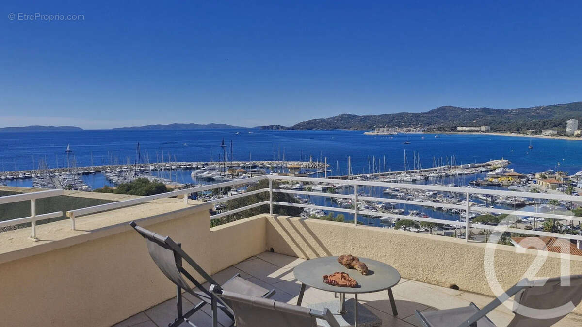 Appartement à LE LAVANDOU