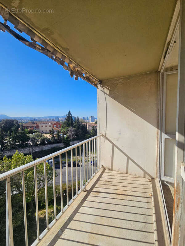 Appartement à MARSEILLE-14E