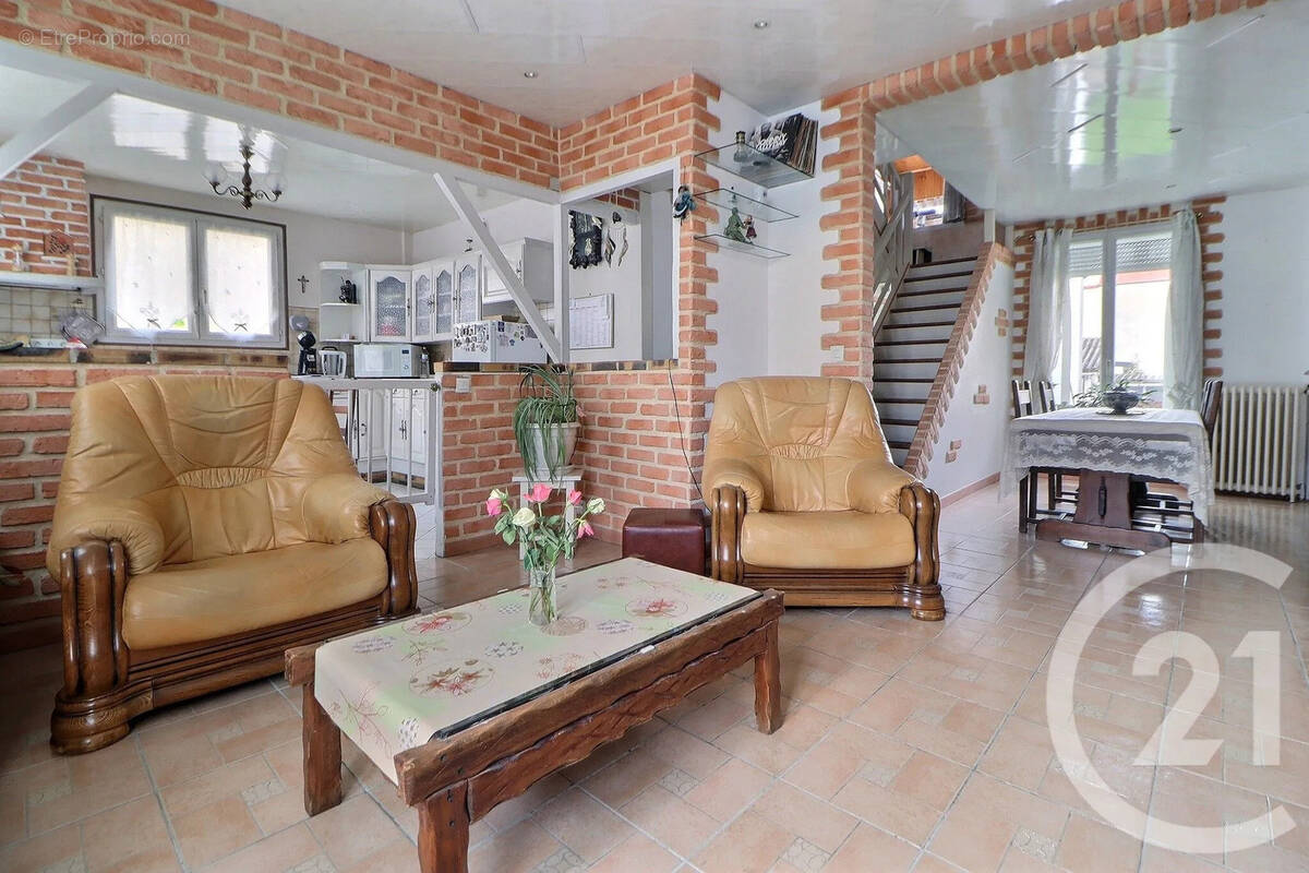 Maison à AULNAY-SOUS-BOIS