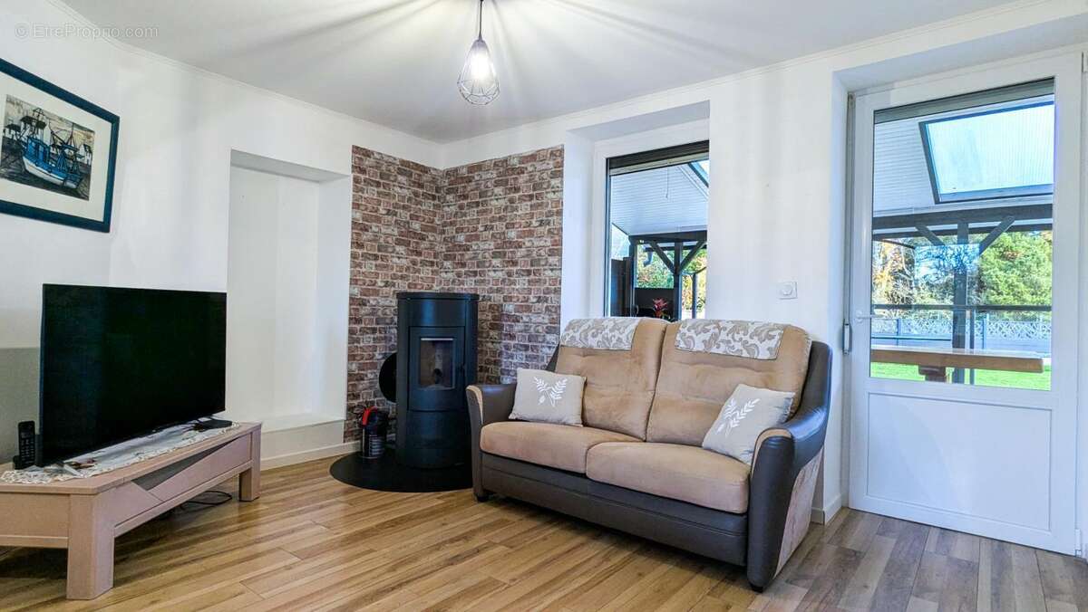 Maison à BAUDRIERES