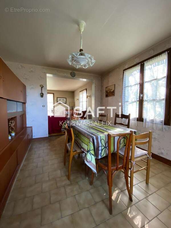 Photo 5 - Maison à NEUVY-SAINT-SEPULCHRE