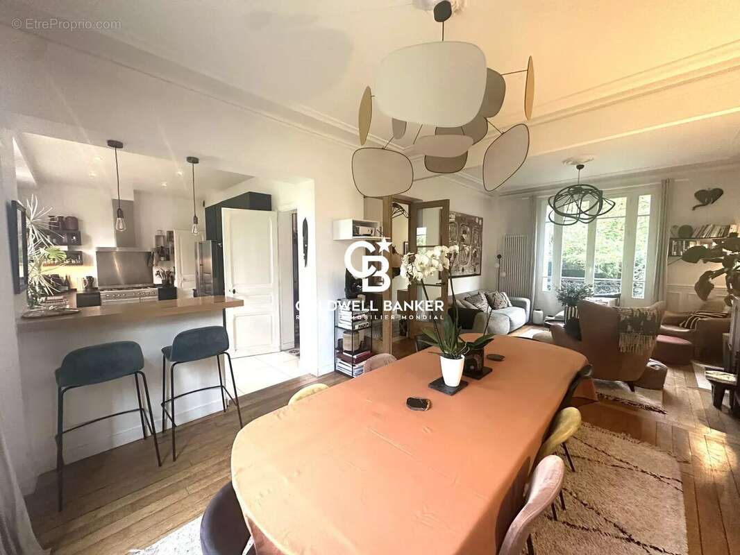 Maison à LE VESINET