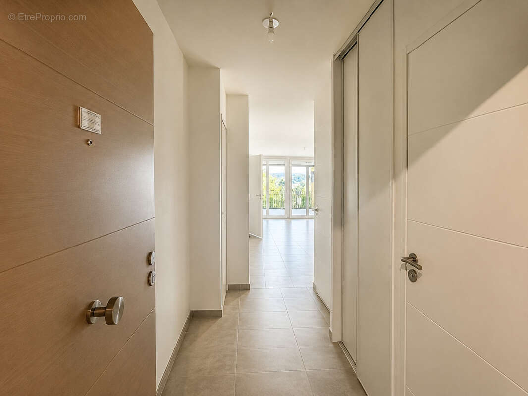 T3 neuf 68m2 loggia 22m2  parking - photo 6