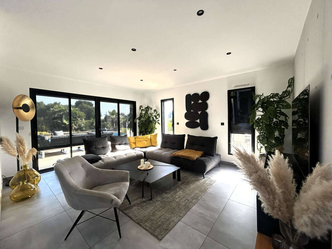 Maison à PLESSIX-BALISSON