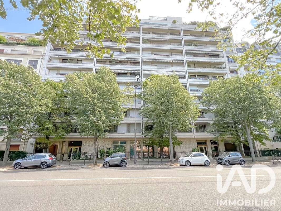 Appartement 15 m² à Paris-16e  - photo 5