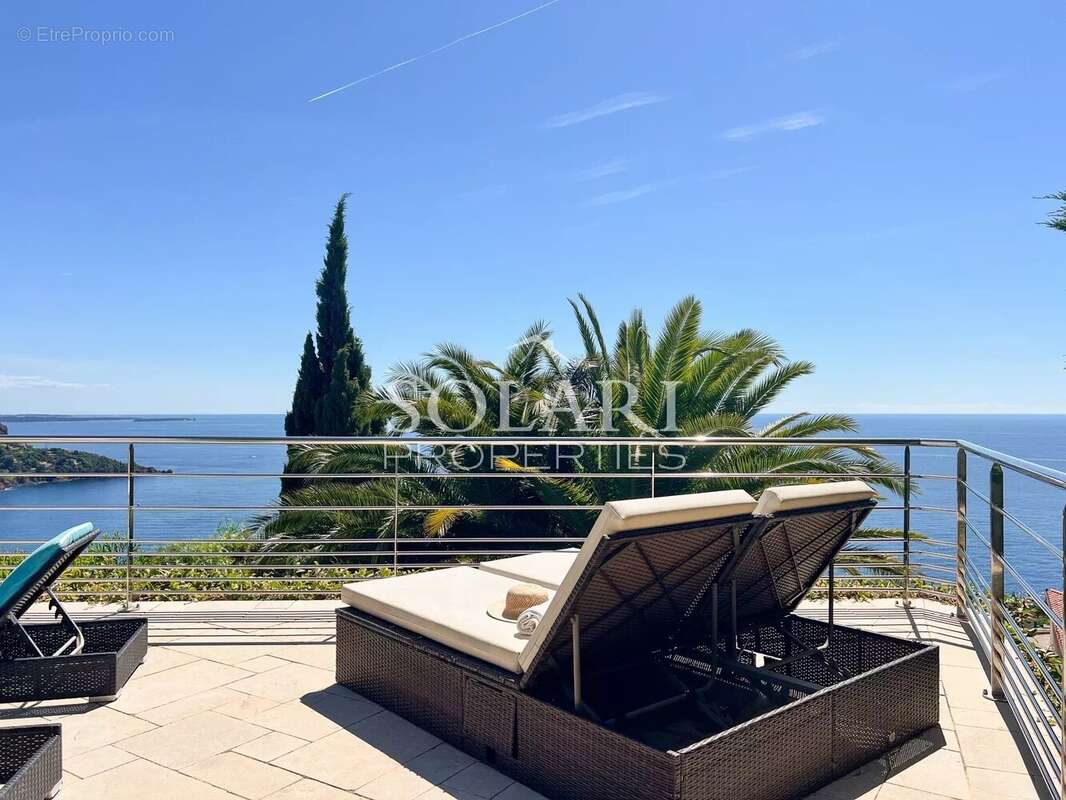 Maison à THEOULE-SUR-MER