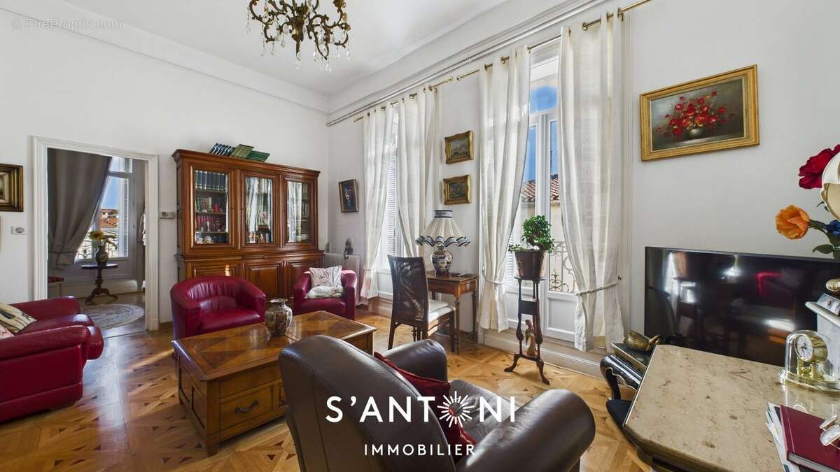 Appartement à BEZIERS
