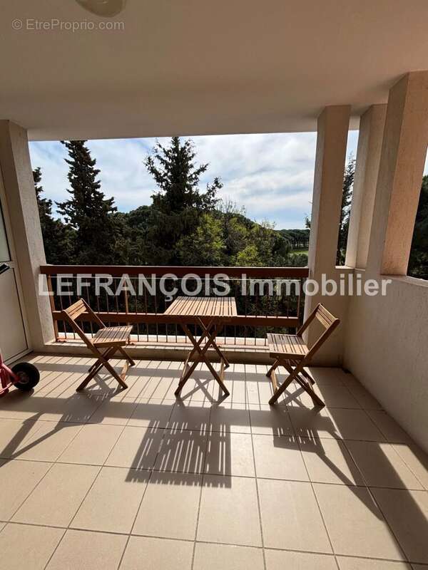 Appartement à MANDELIEU-LA-NAPOULE