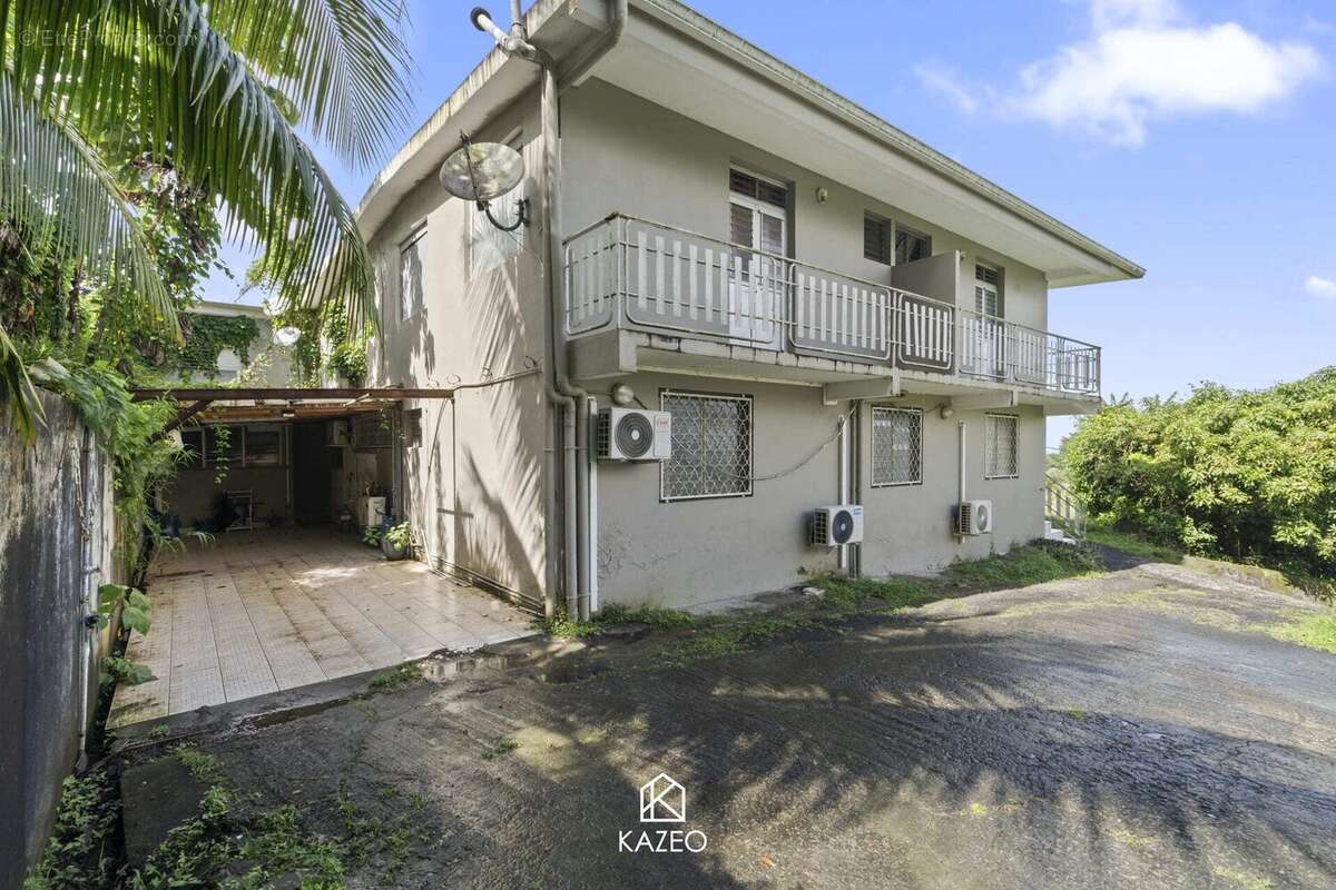 Appartement à RIVIERE-SALEE