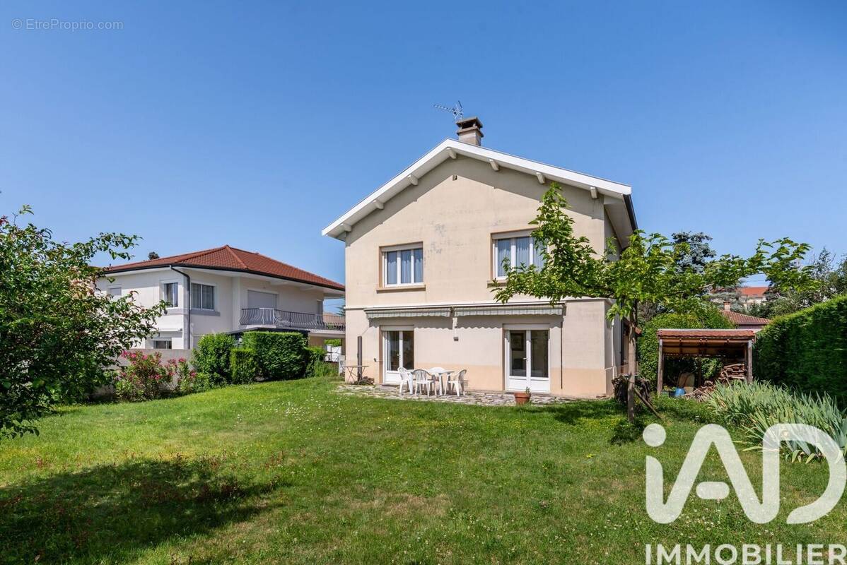 Photo 1 - Maison à BRON