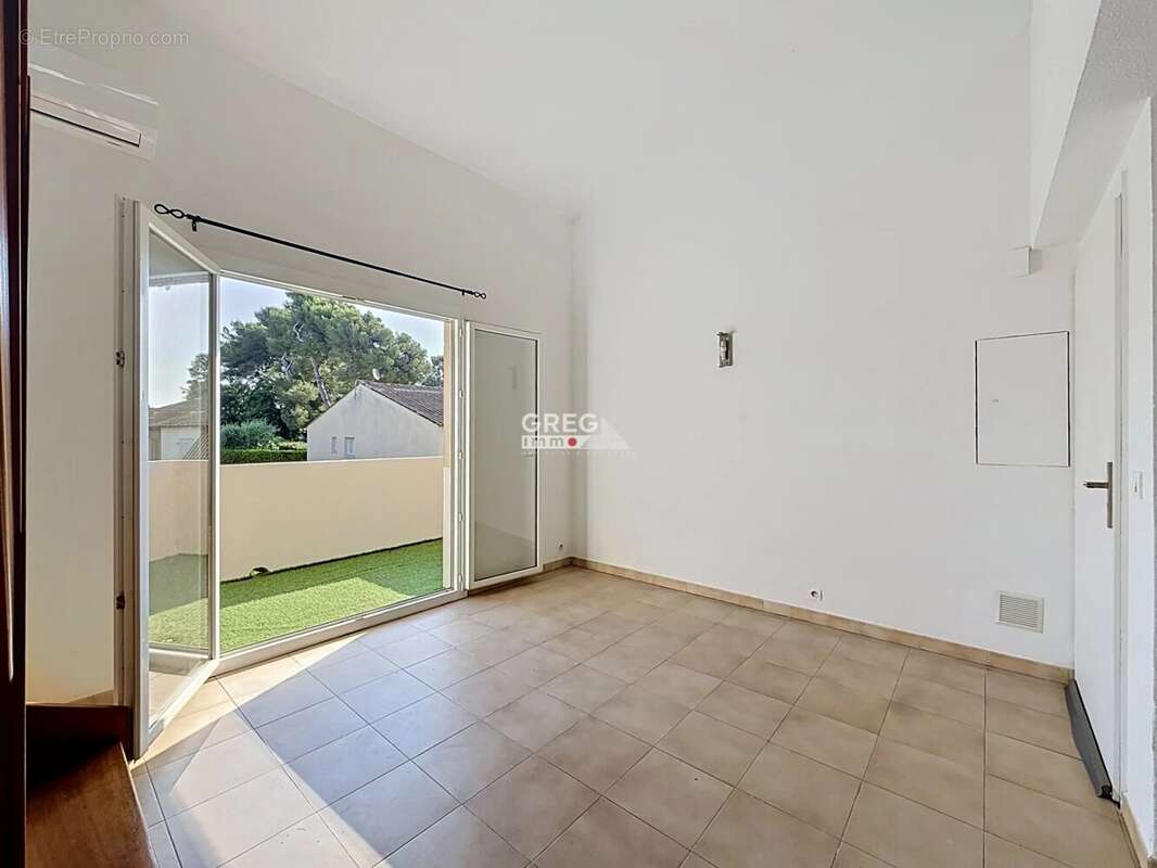 Appartement à VILLENEUVE-LOUBET