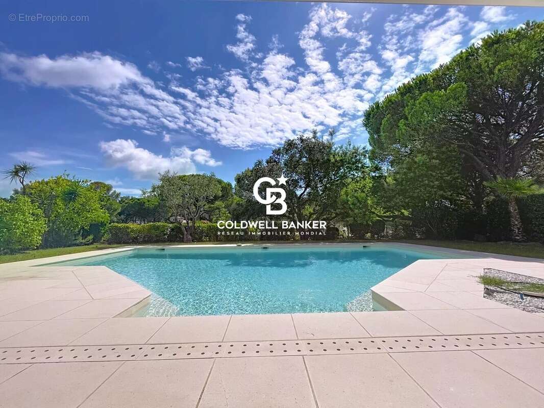 Maison à SAINT-RAPHAEL