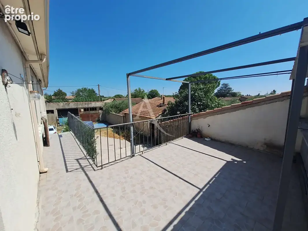 A VENDRE - Corps de ferme /  Appartement et annexes - photo 5