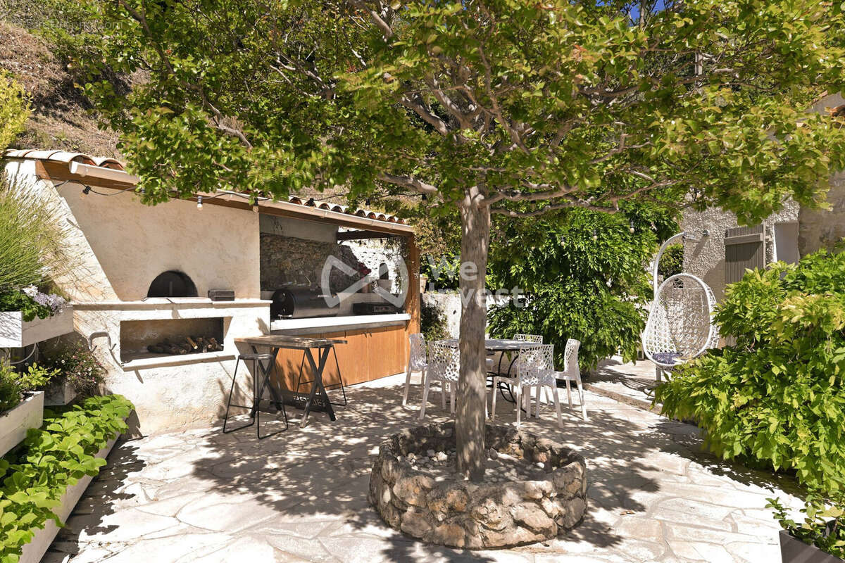 Maison 202 m² à Carros  - photo 3