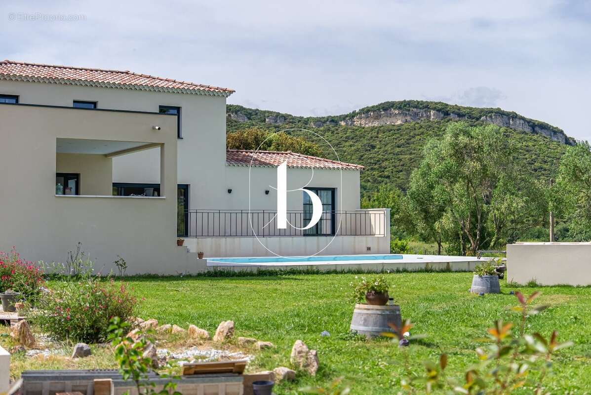 Maison à GOUDARGUES