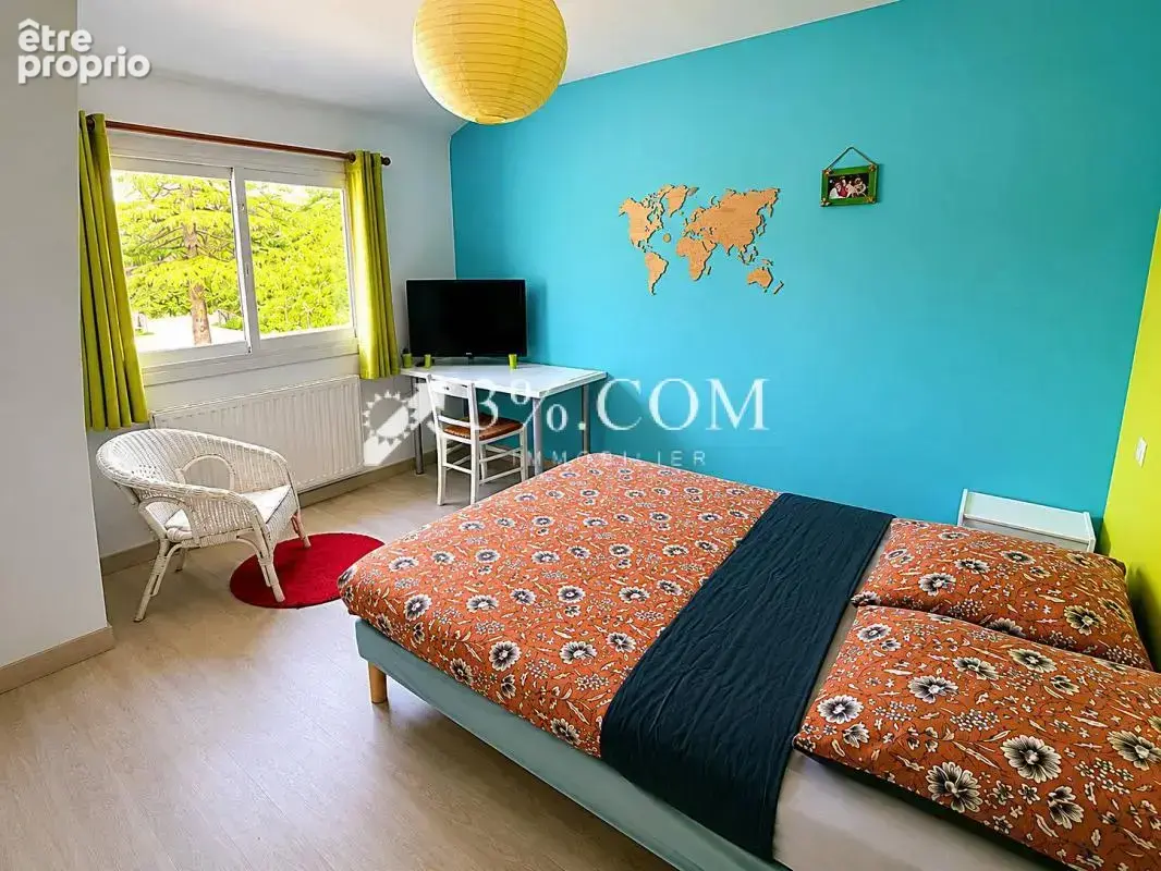 Maison familiale 173 m2 - Vie de plain-pied - 5 chambres - T - photo 12