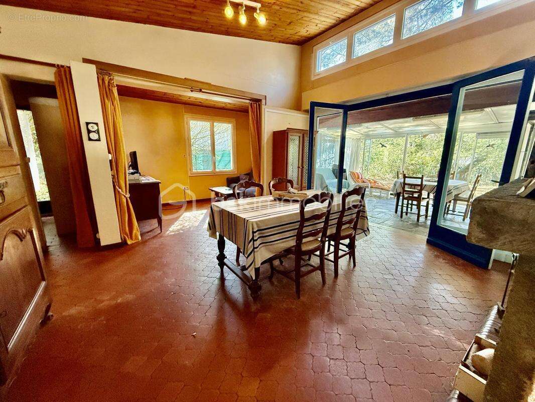 Maison à LES MATHES