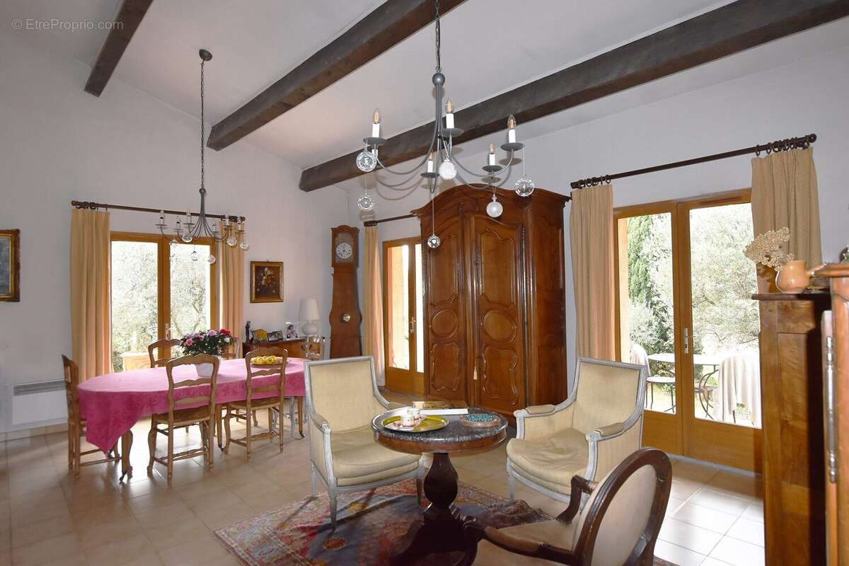 Maison à TAVEL