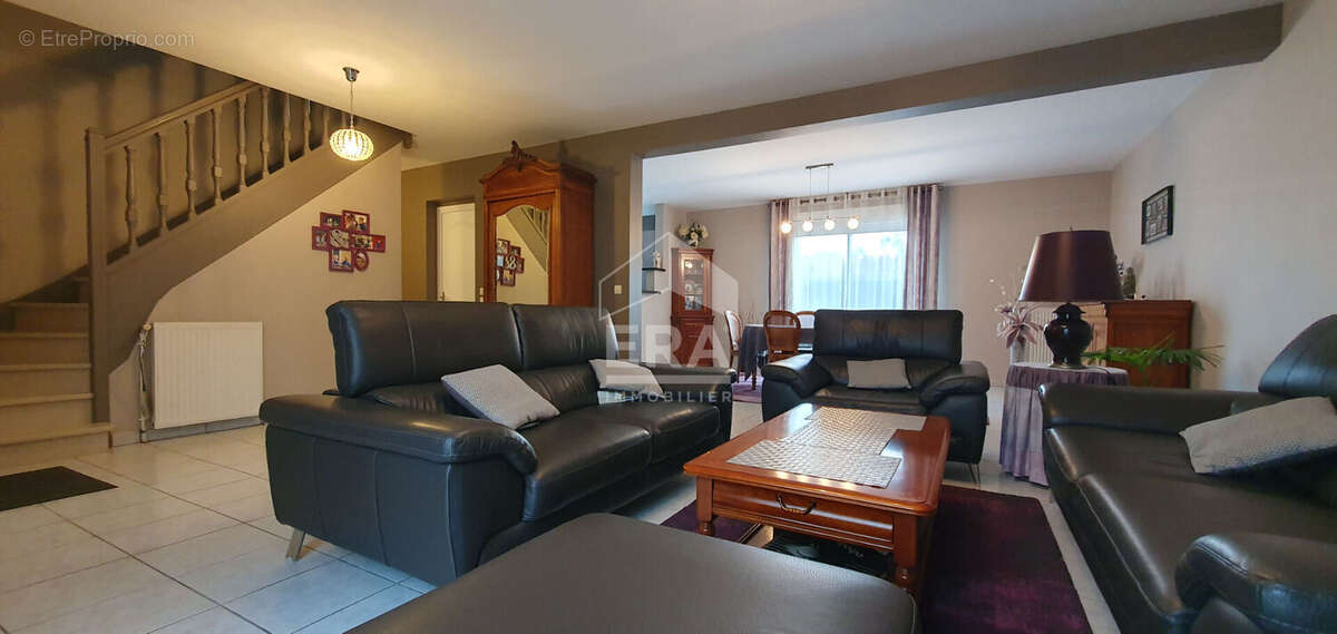 Maison à GRISY-SUISNES