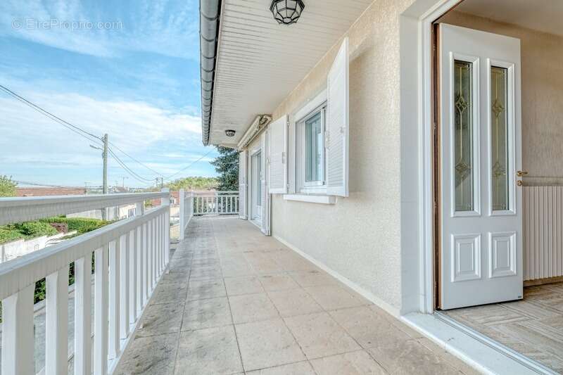 Maison à NANTEUIL-LES-MEAUX