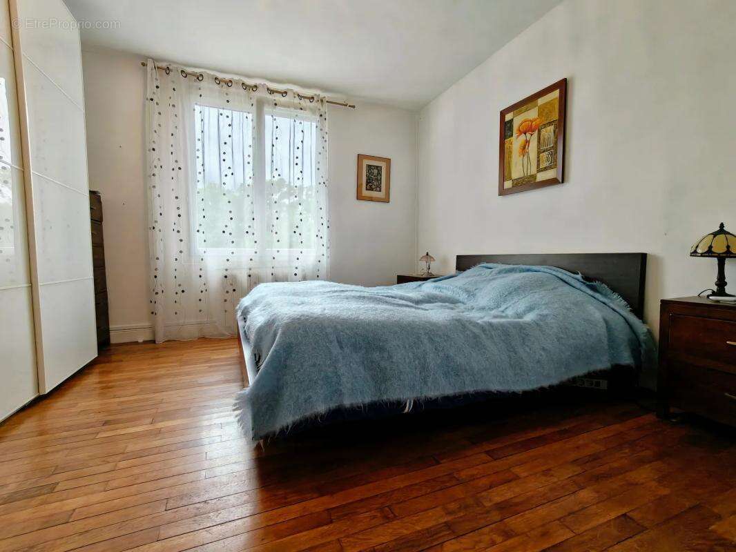 Maison à BOUSSAC-BOURG