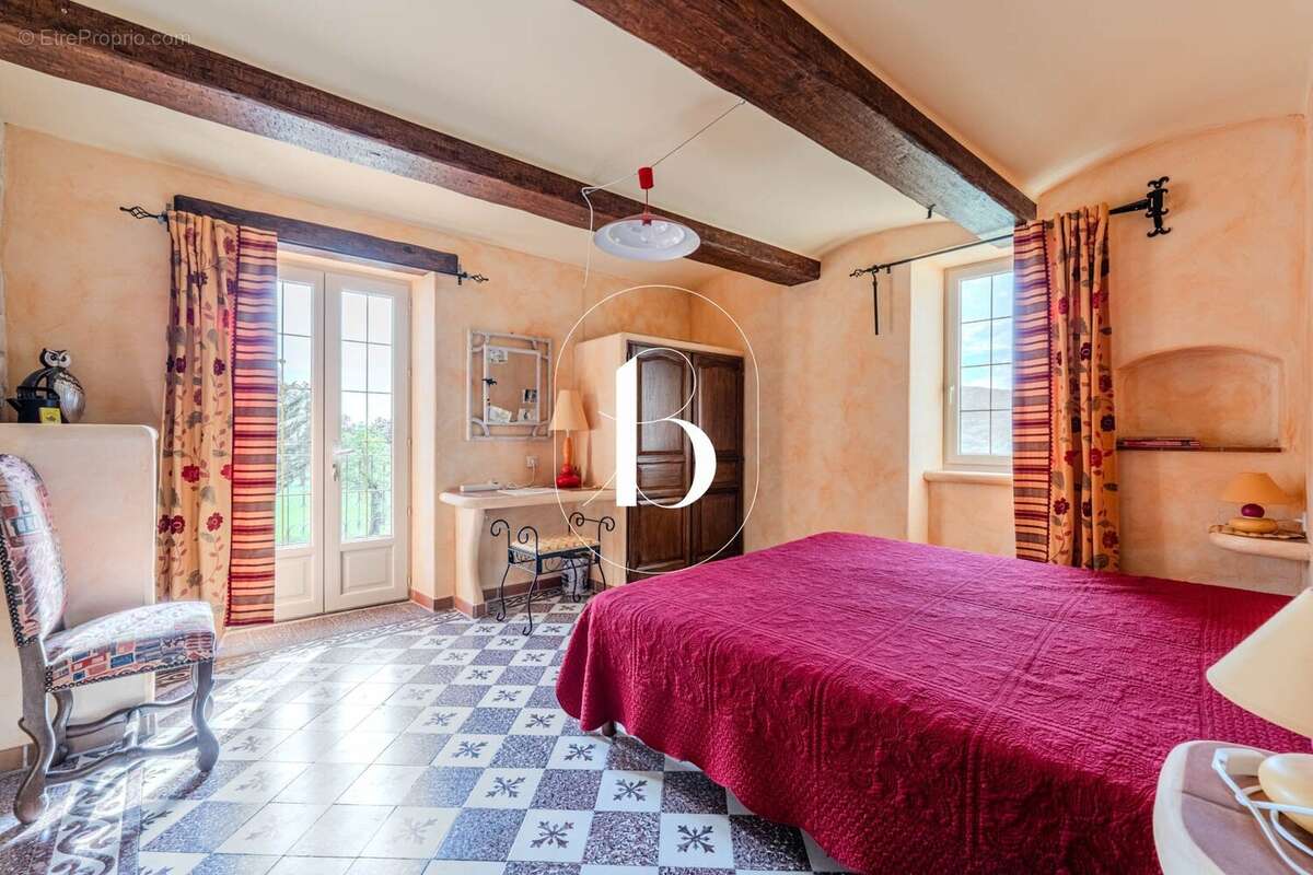 Maison à BARJAC